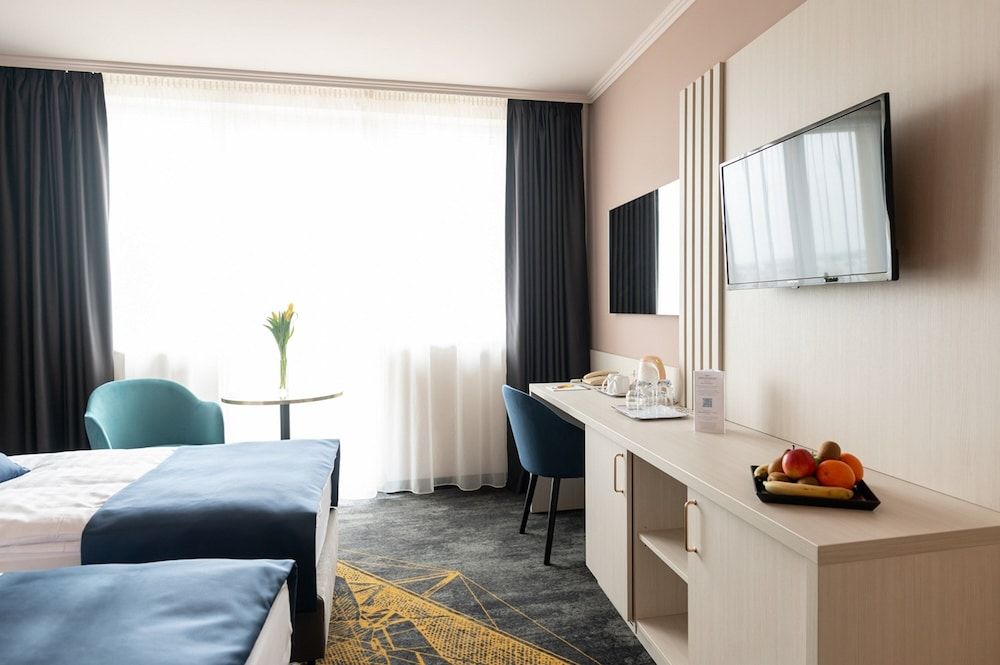 Airport Hotel Budapest Superior Double or Twin Room 6