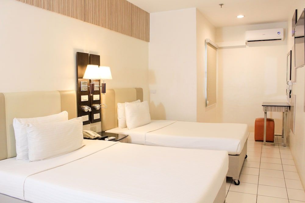 Majestic Hotel (formerly Octagon Mansion Hotel) Regular Room (2 Beds)