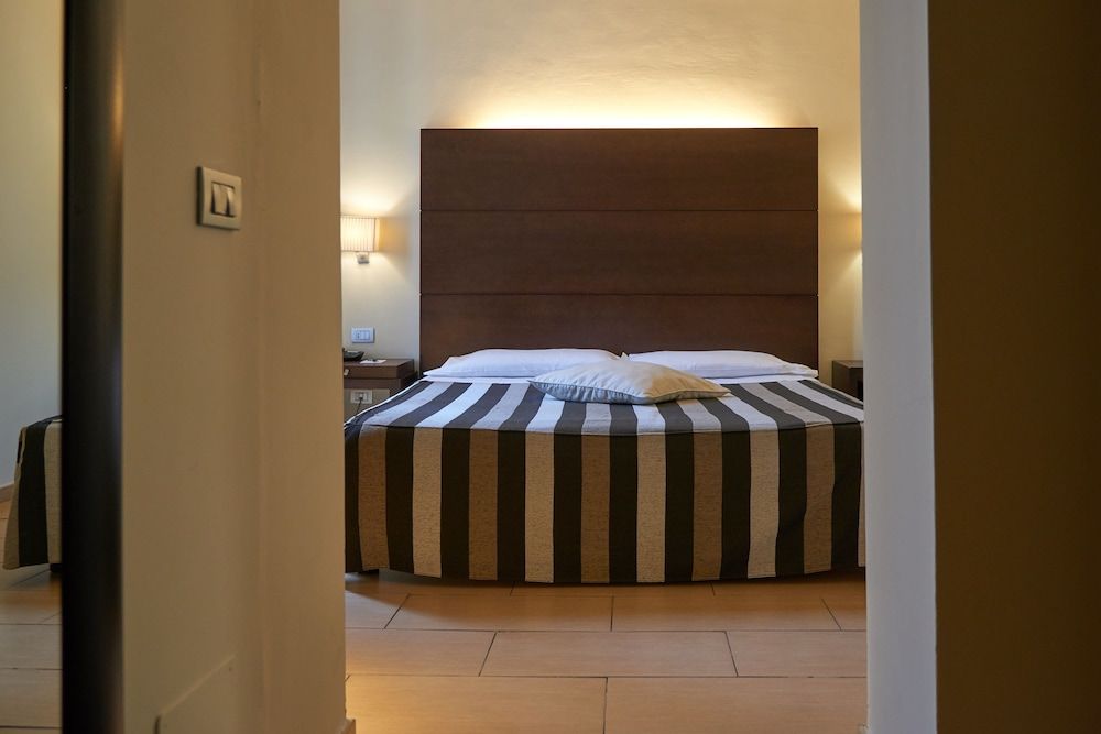 Hotel Cosimo De' Medici Standard Double or Twin Room 15