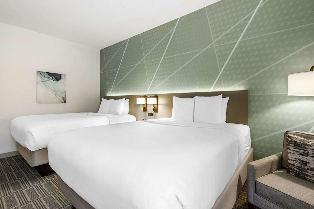 Room, 2 Queen Beds, Accessible, Non Smoking