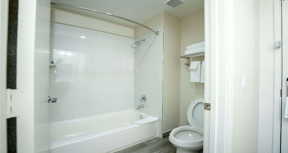 Standard Room, 2 Queen Beds, Non Smoking, Refrigerator & Microwave