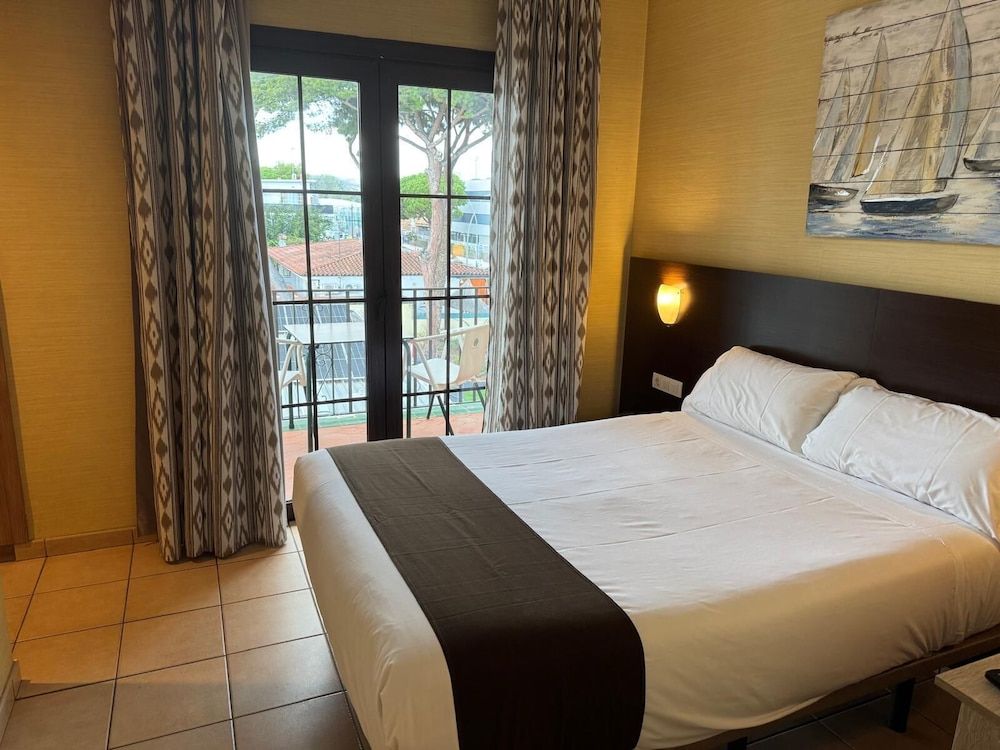 Hotel Canal Olimpic Standard Single Room 2