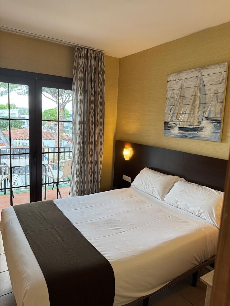 Hotel Canal Olimpic Standard Single Room 3