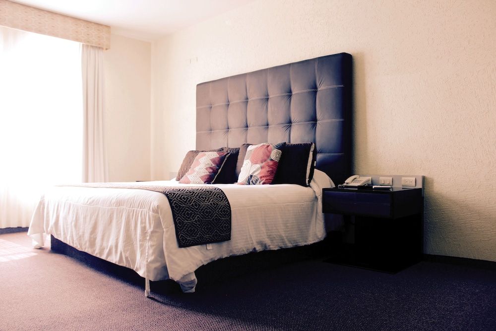 Master Suite, 1 King Bed, Non Smoking