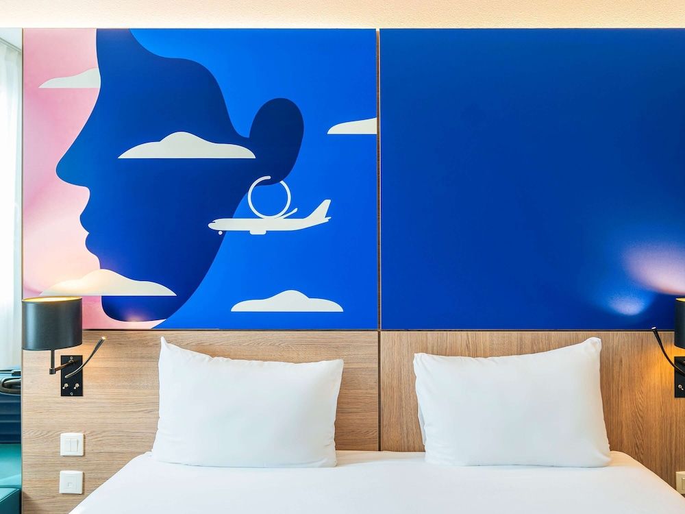 undefined ibis Styles Nice Aéroport Arenas 5
