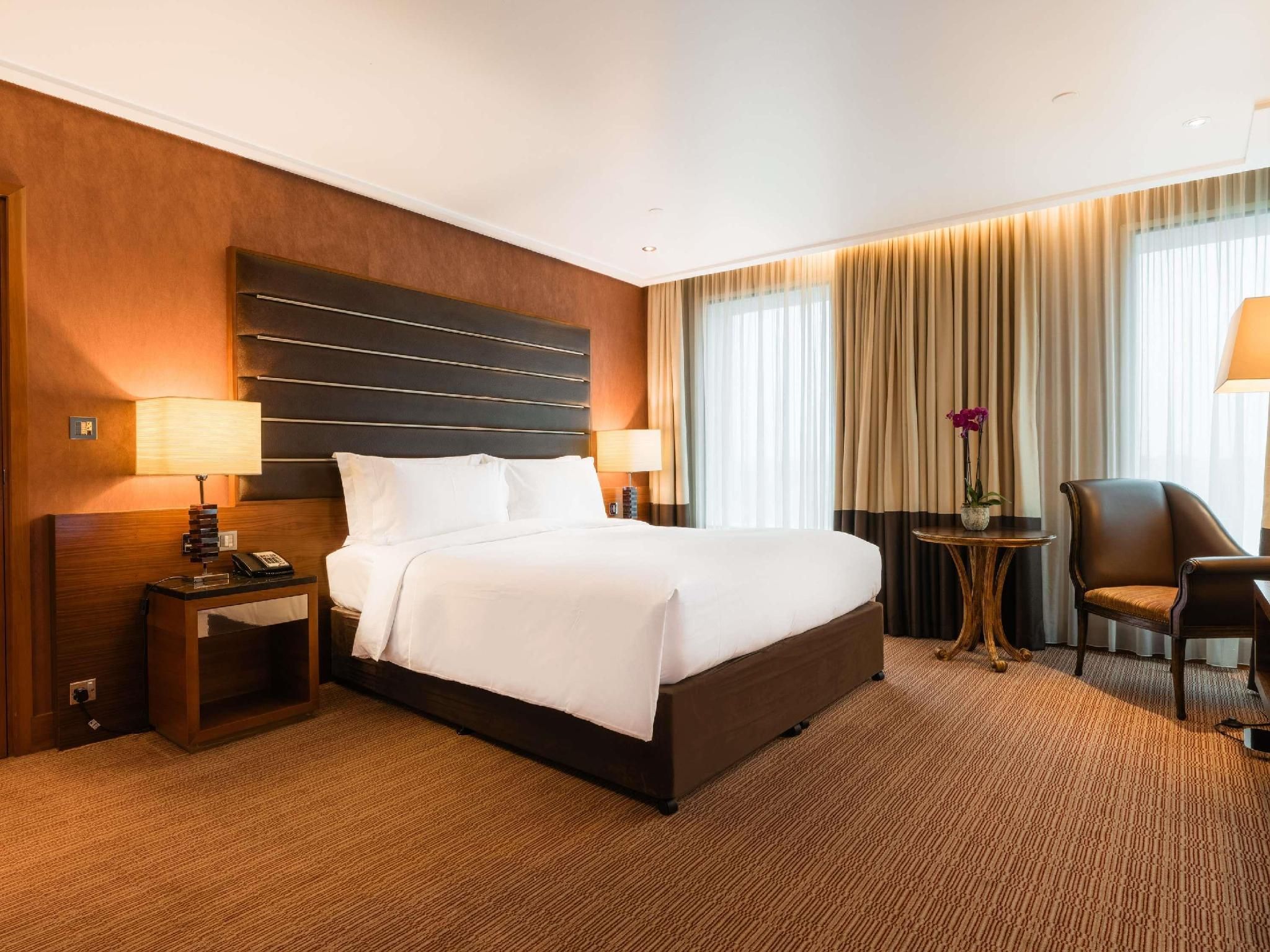 Luxury Club Room, Club Millesime access, 1 King Bed