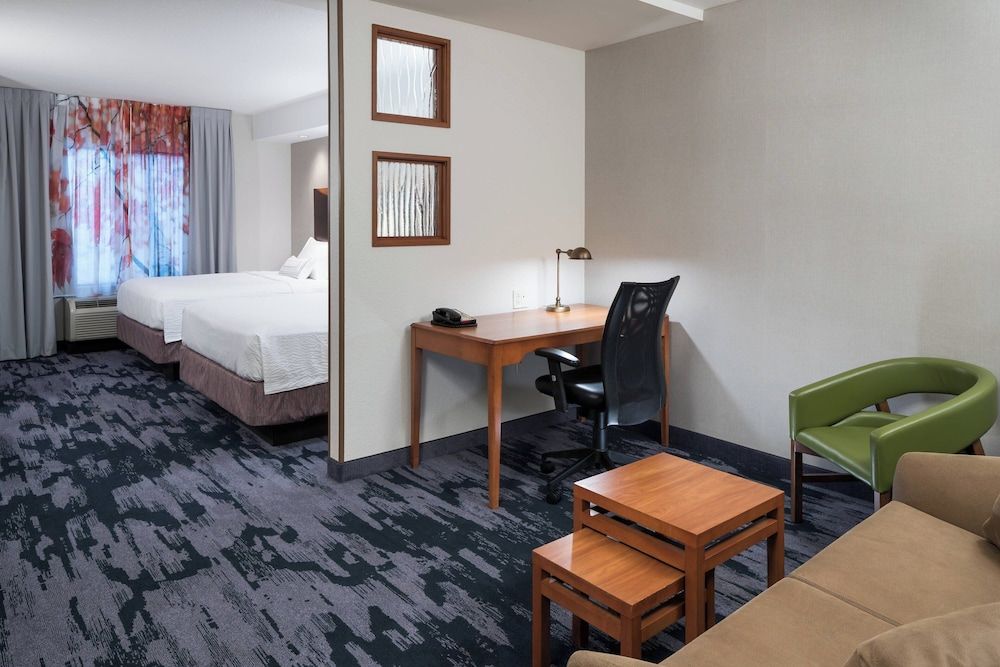 Suite, Multiple Beds
