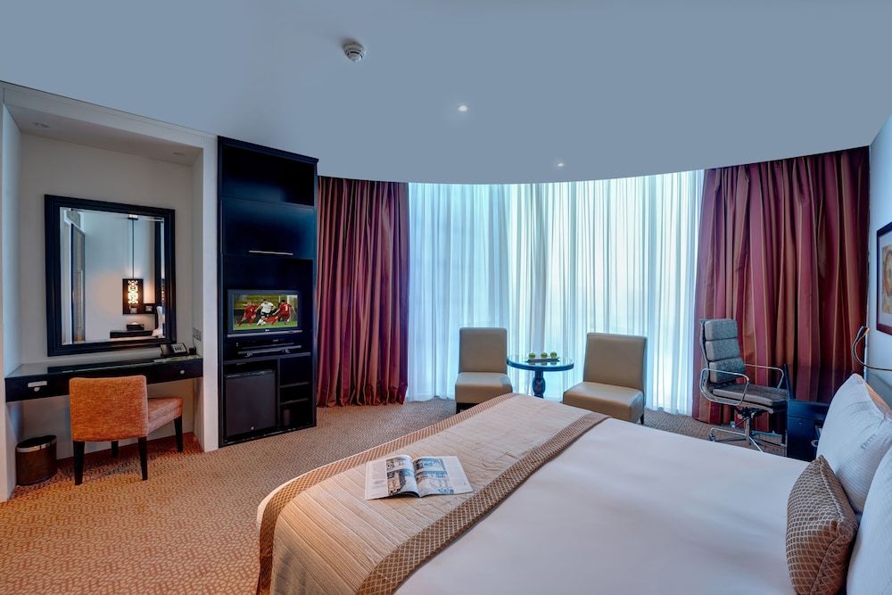 Premium Room, 1 King Bed, City View