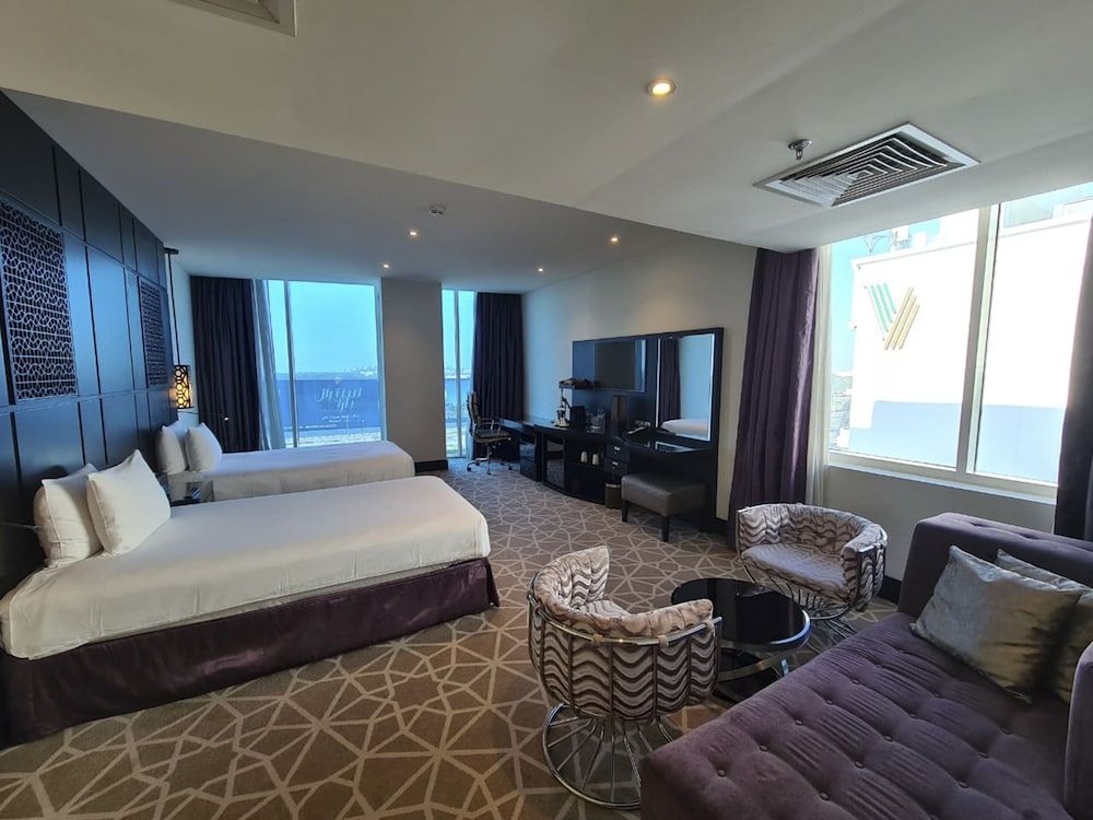 Standard Room, 2 Twin Beds, Accessible, City View