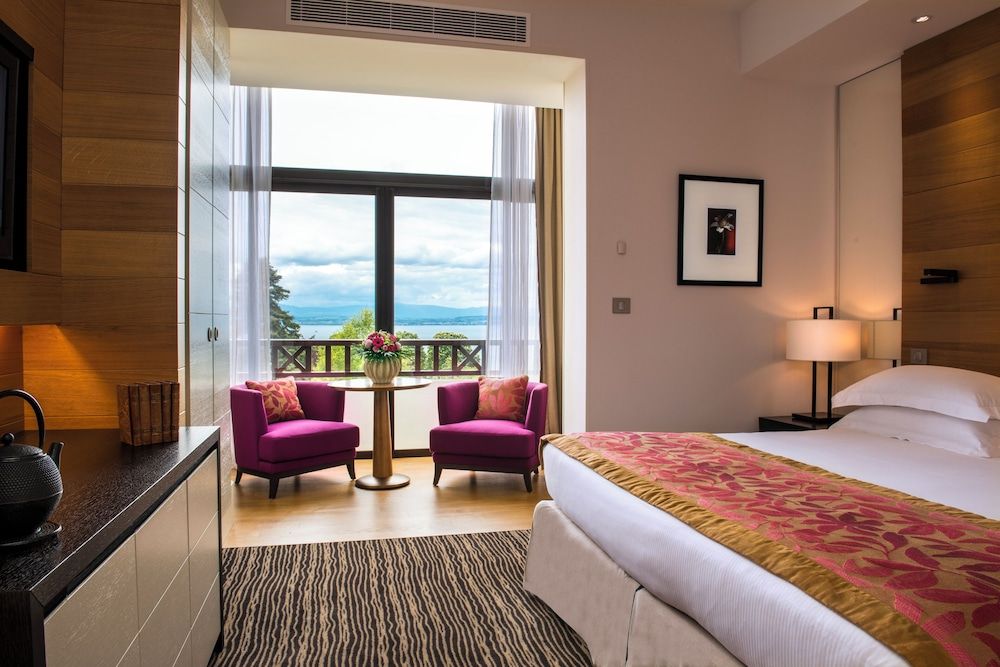 Deluxe Room, Lake View