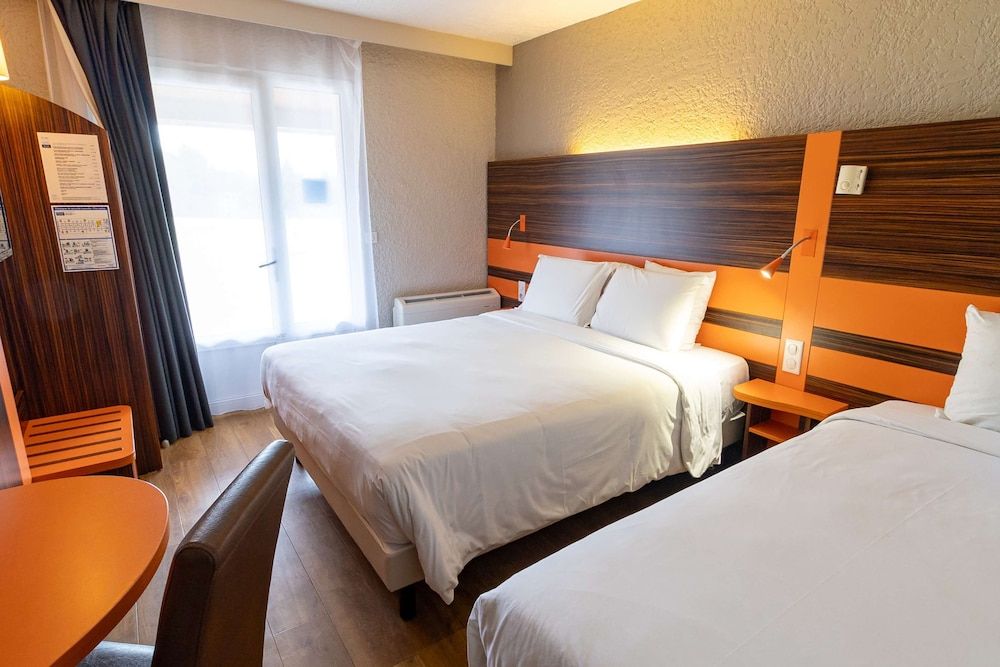 Kyriad Auxerre - Appoigny Superior Room, Multiple Beds 3