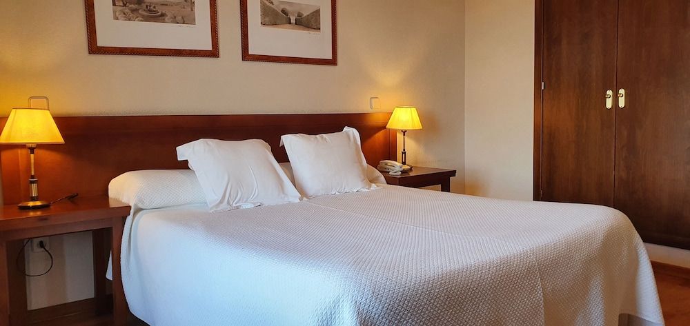 Mirasierra Superior Double or Twin Room 4