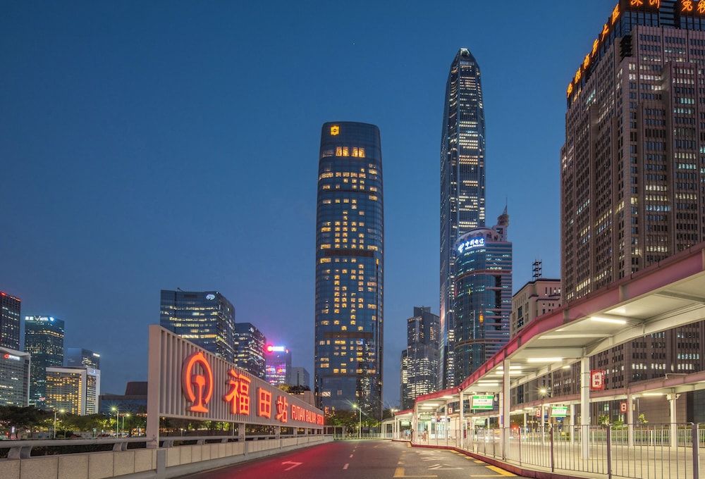 undefined Futian Shangri-La Shenzhen 2