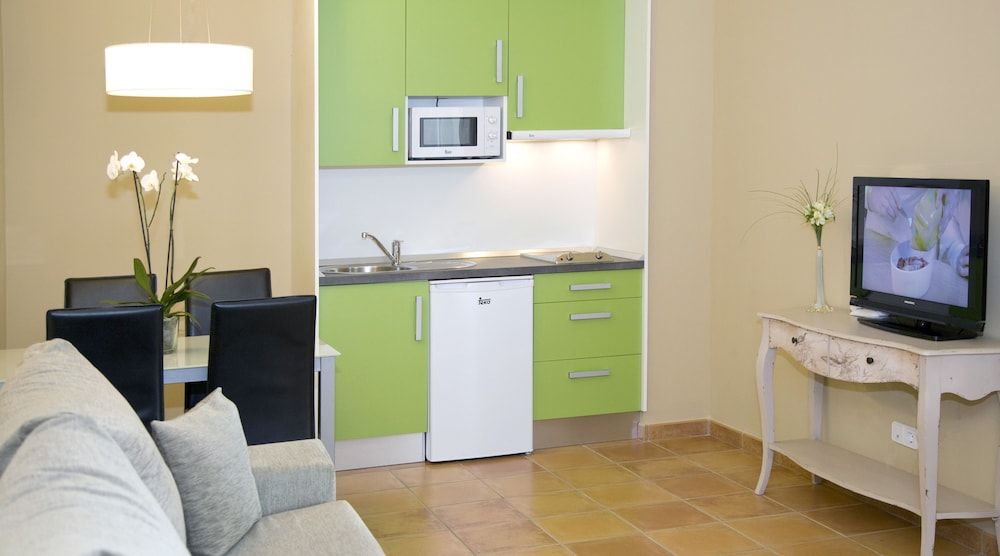 Hotel La Pergola Mallorca Superior Apartment, 1 Bedroom, Balcony (2 adults and 2 children) 4