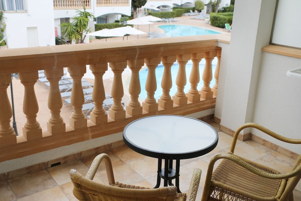 Hotel La Pergola Mallorca Superior Apartment, 1 Bedroom, Balcony (2 adults and 2 children) 2