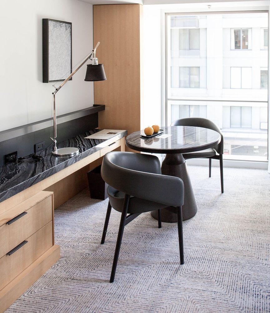 undefined Four Seasons Hotel Seattle 9