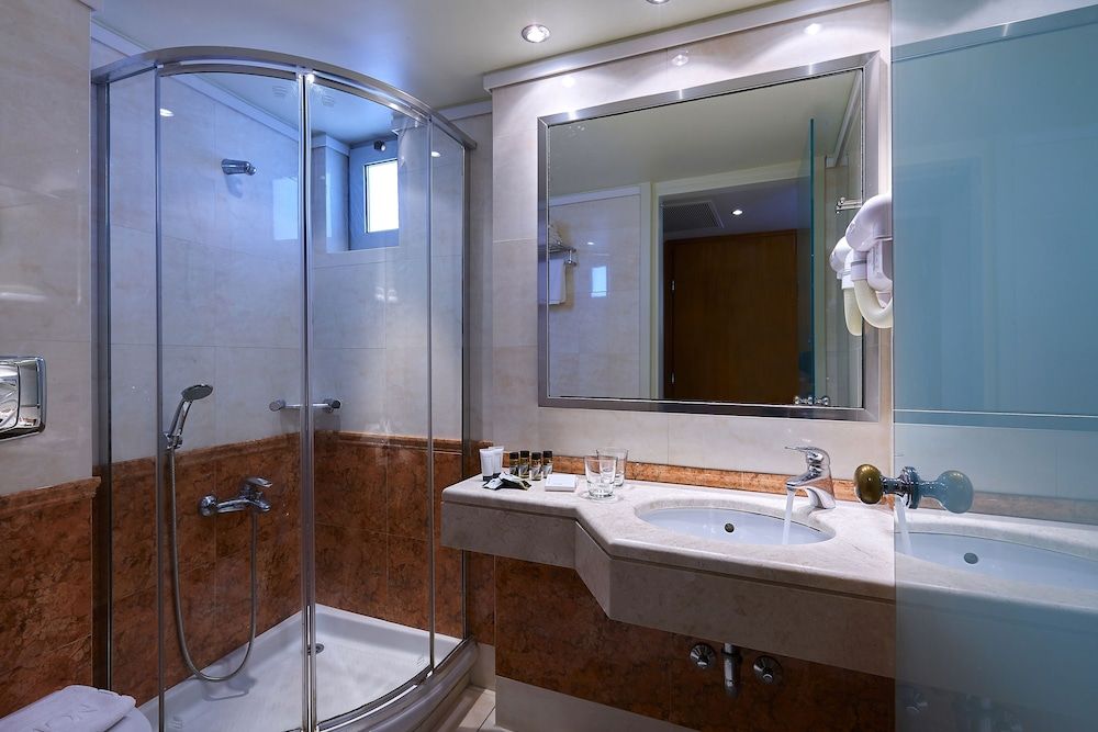 Atrion Hotel Superior Double or Twin Room 5