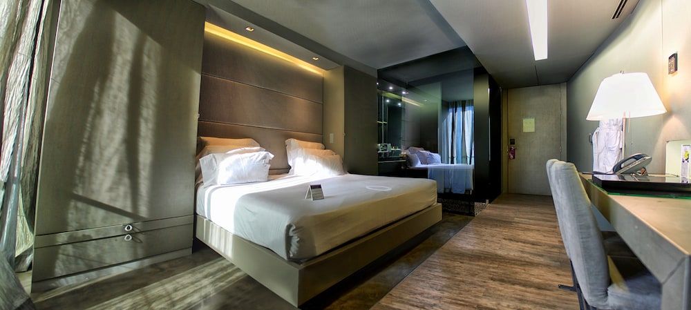 The Vine Deluxe Single Room 3