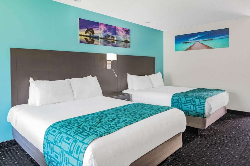 Deluxe Room, 2 Queen Beds, Non Smoking