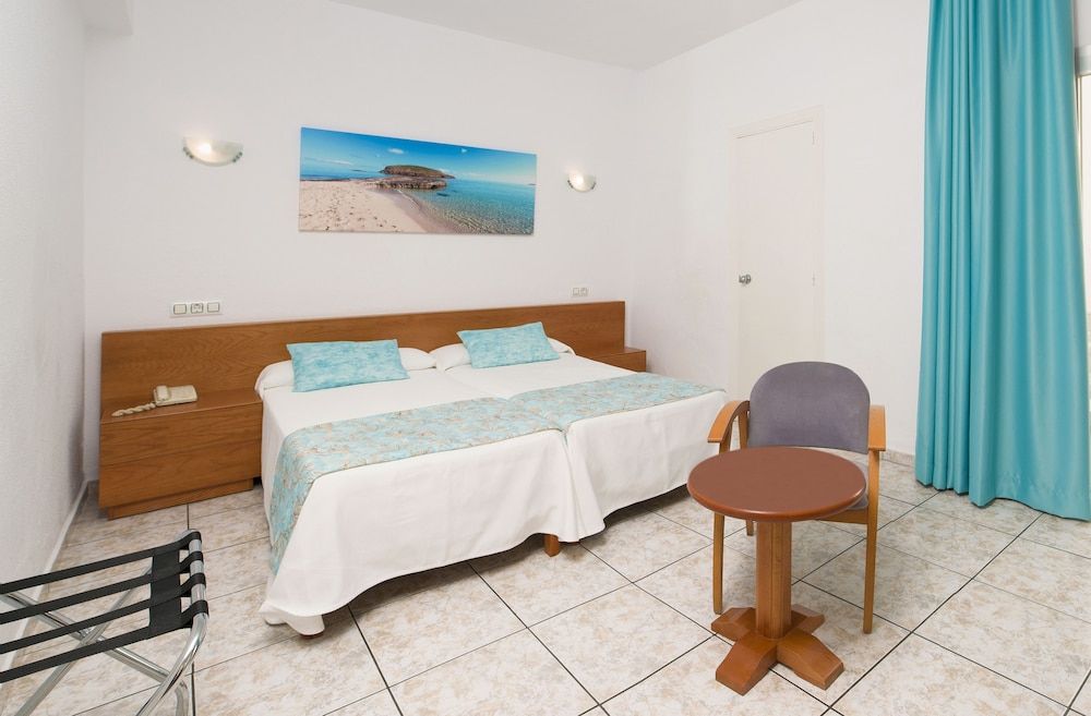 Twin Room (no balcony)