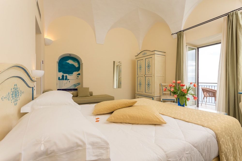 Hotel Margherita Deluxe Double or Twin Room, Sea View 3