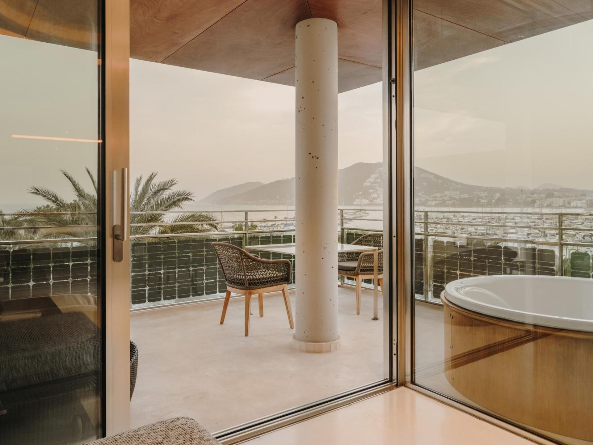 Grand Corner Suite with Large Terrace, Sea View, Exterior Bathtub & SPA access
