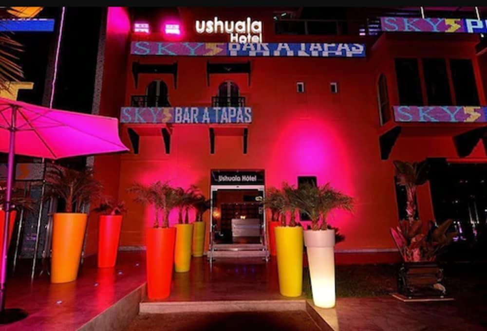 undefined Ushuaia Hotel & Clubbing