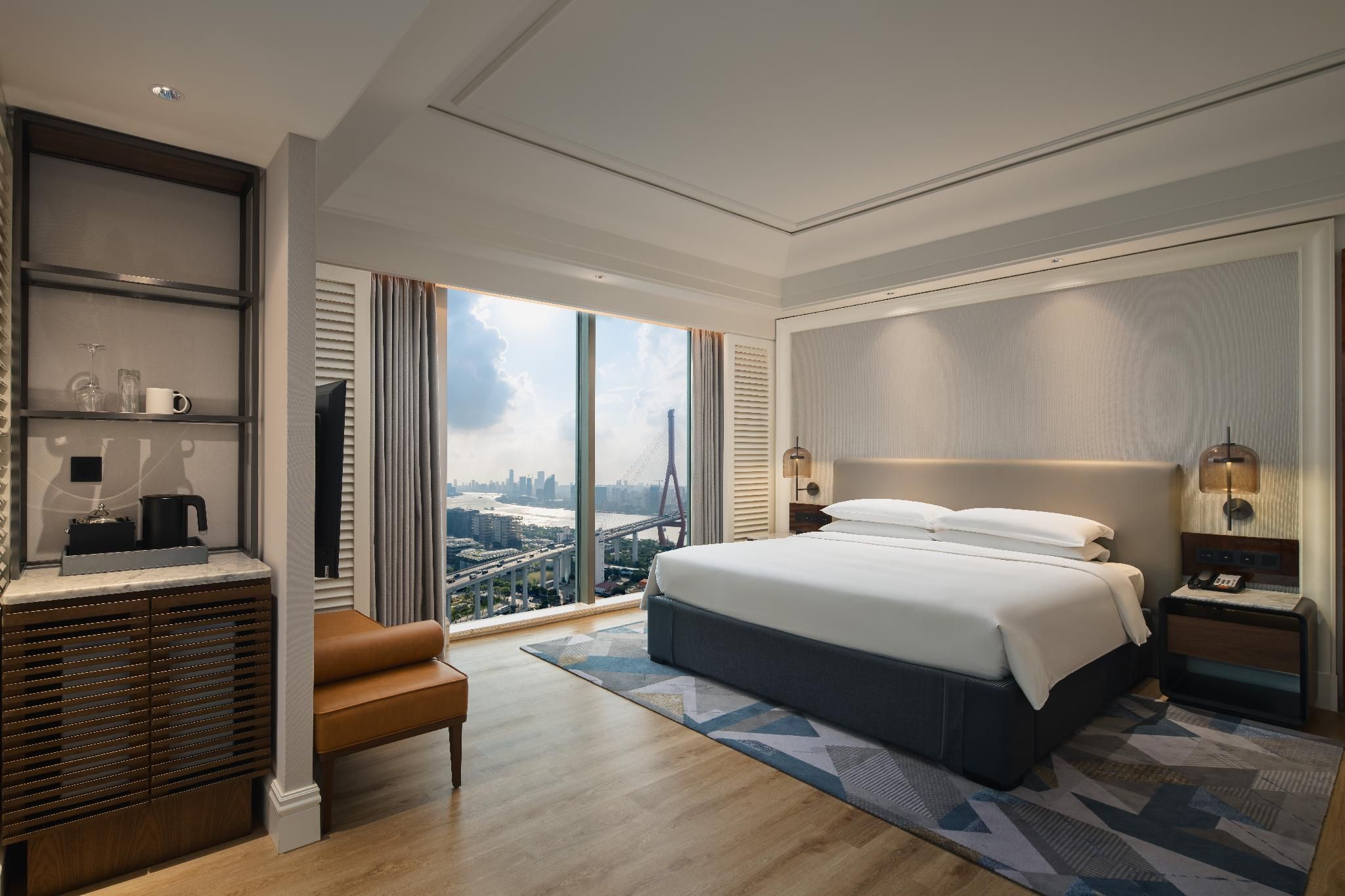 Premium River View King, Guest room, 1 King, River view