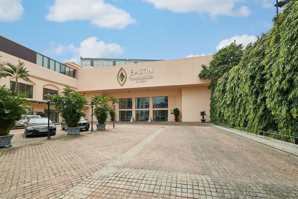 undefined Eastin Grand Hotel Saigon 9