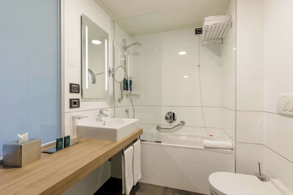 undefined DoubleTree by Hilton Milan 7