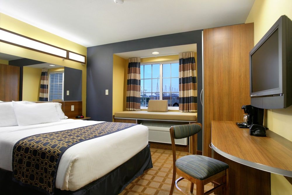 Room, 1 Queen Bed, Accessible, Non Smoking