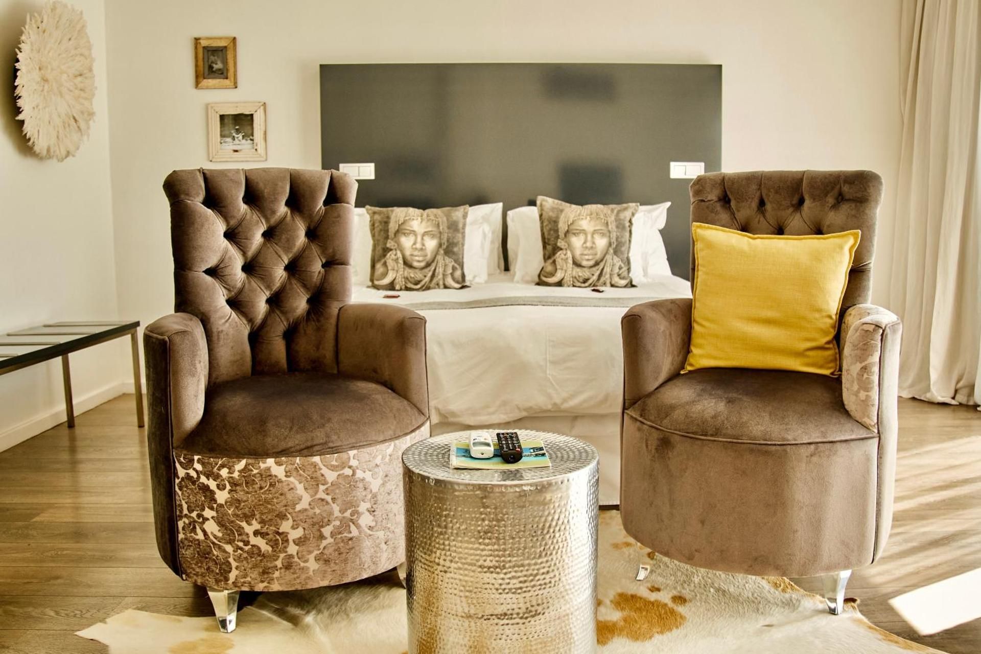 Large Deluxe Seafacing Double Room with Balcony