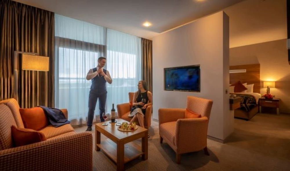 Clayton Hotel Galway Executive King Suite 2