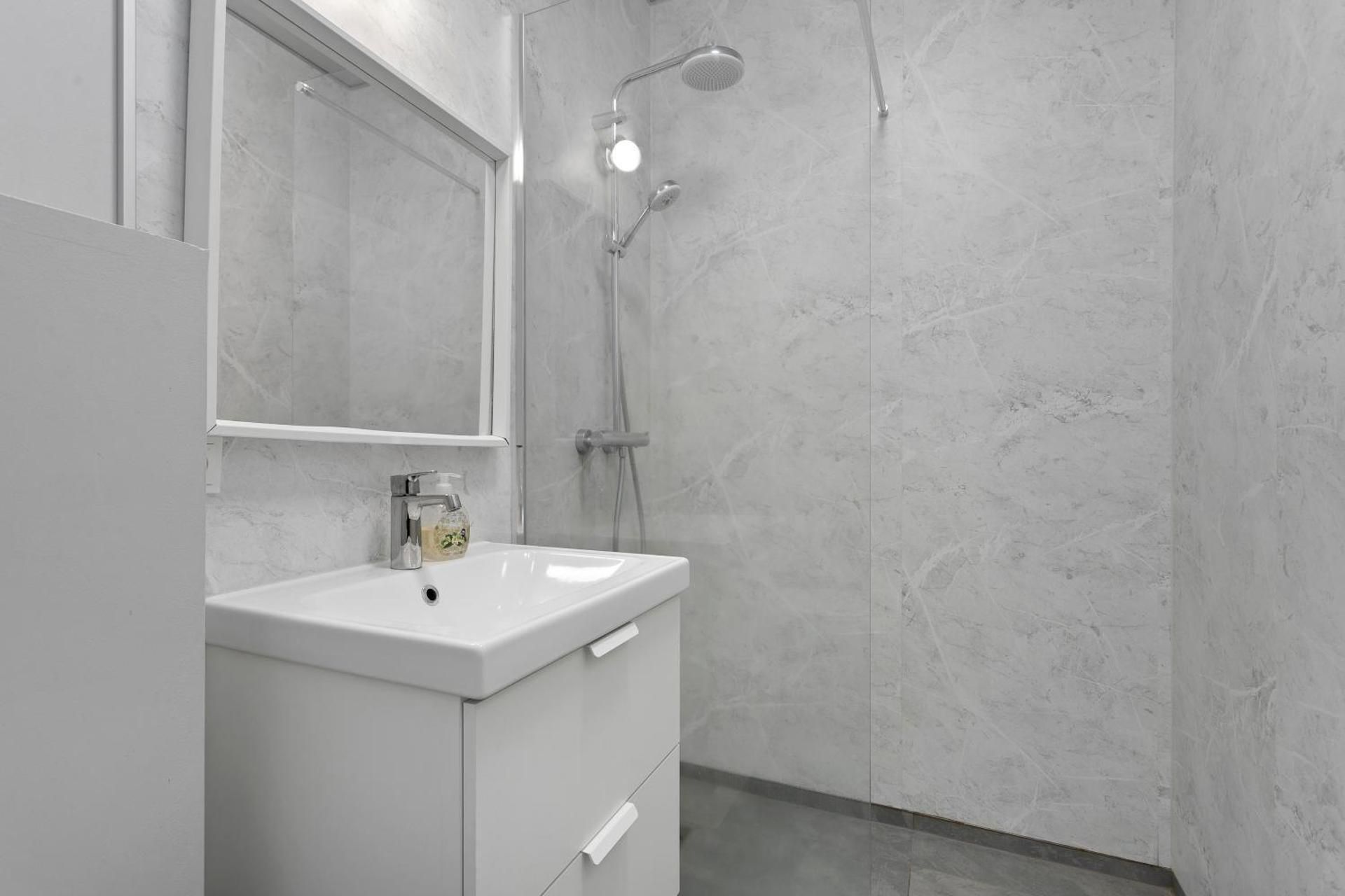 Studio for 5 People