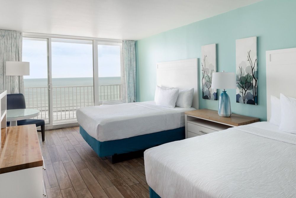 Tides Folly Beach, Charleston's Oceanfront Hotel Premium Oceanfront Two Queen 2