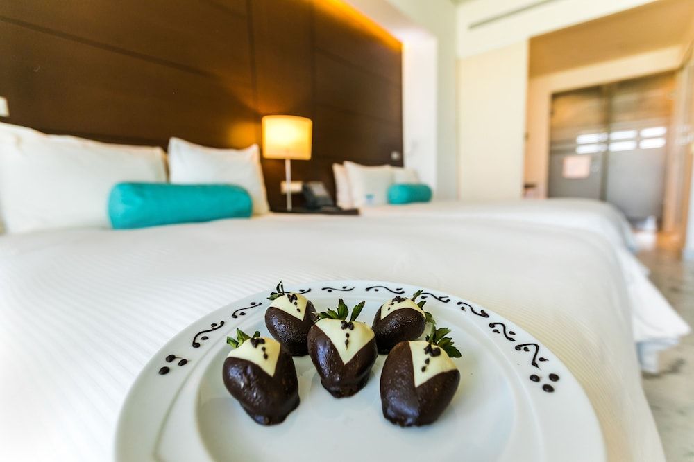 Club 89 Double Beds Diamante View
