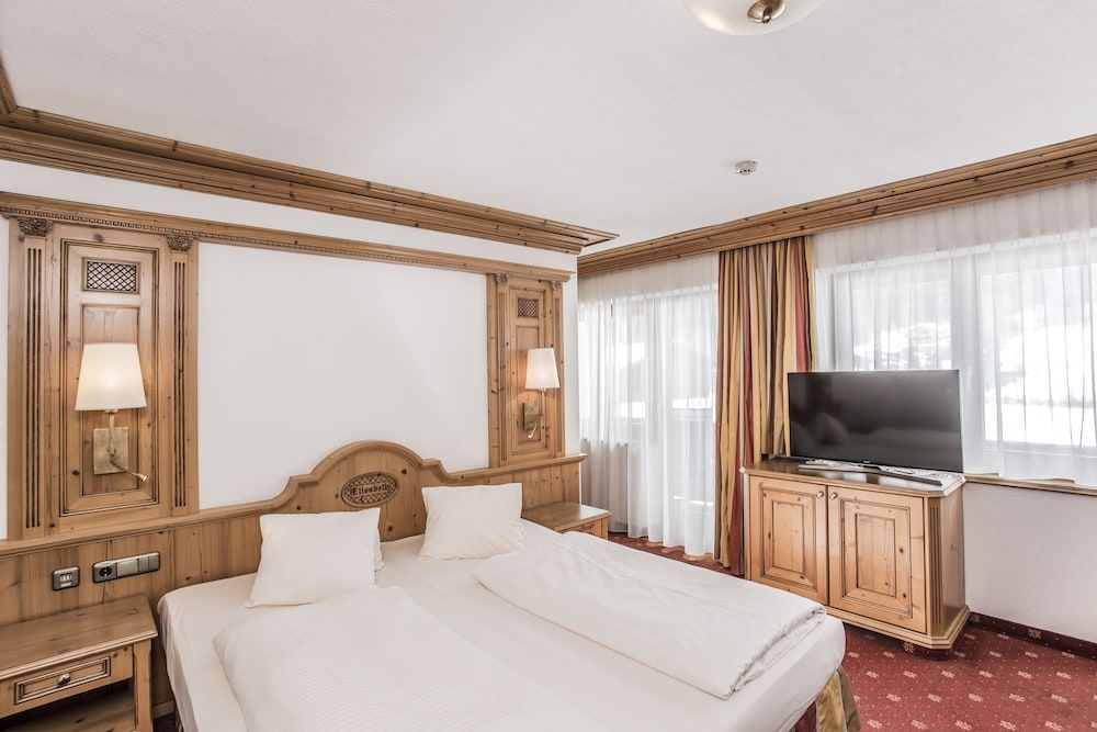 Classic Double Room