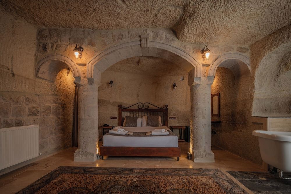 Aydinli Cave House Suite 3