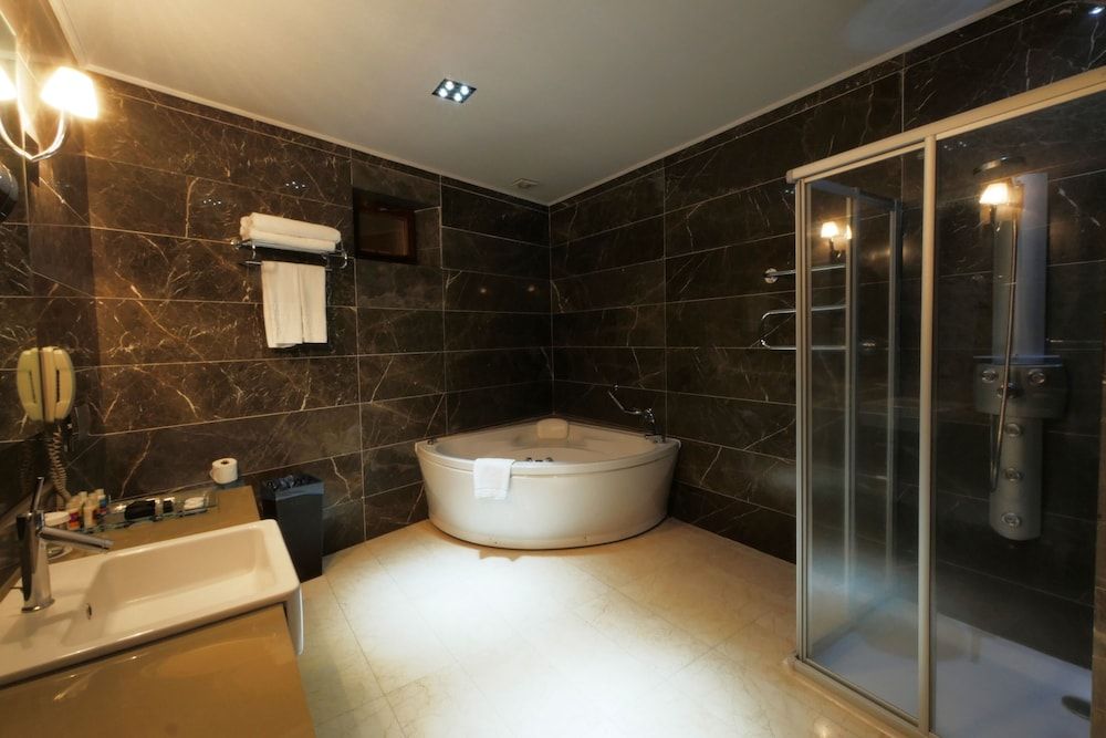 Cappadocia Cave Resort and Spa - Special Class Deluxe Room 28