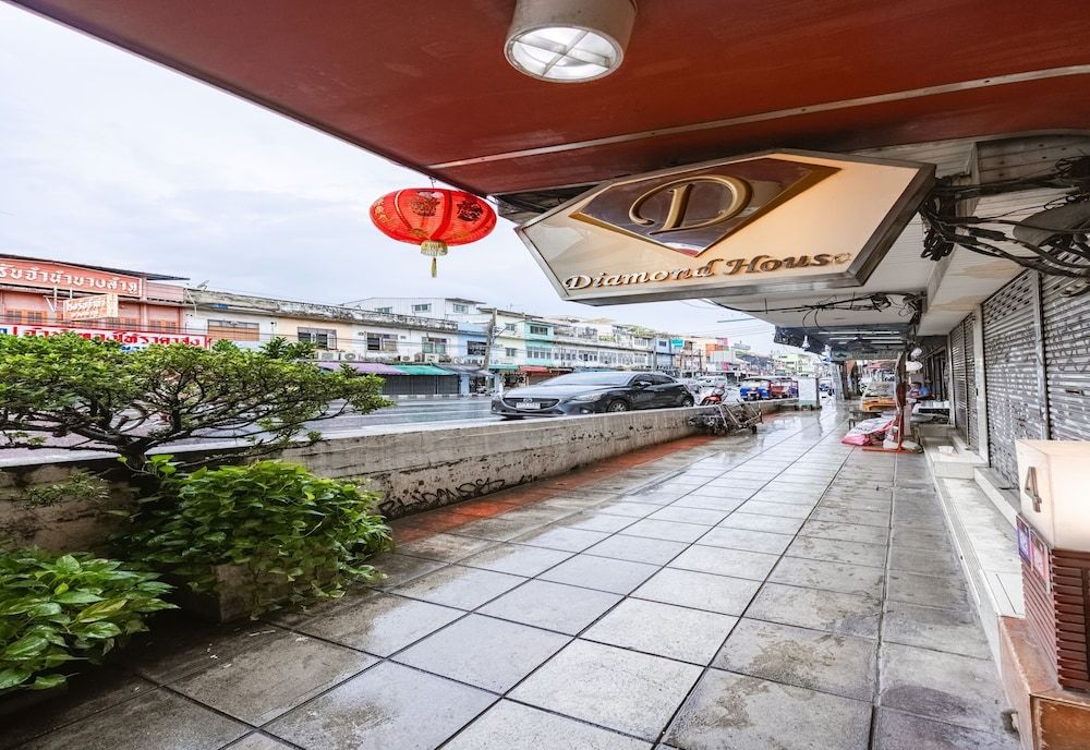 undefined Collection O Diamond House Khaosan 8