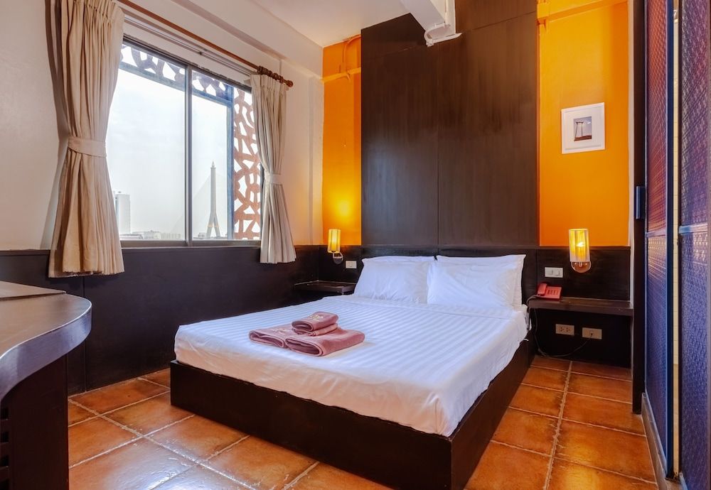 undefined Collection O Diamond House Khaosan 2