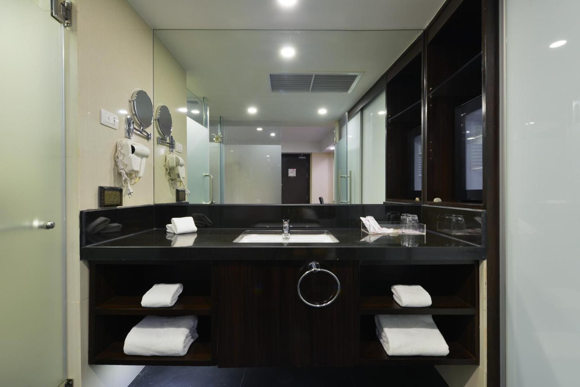 undefined Hotel Royal Bangkok 3