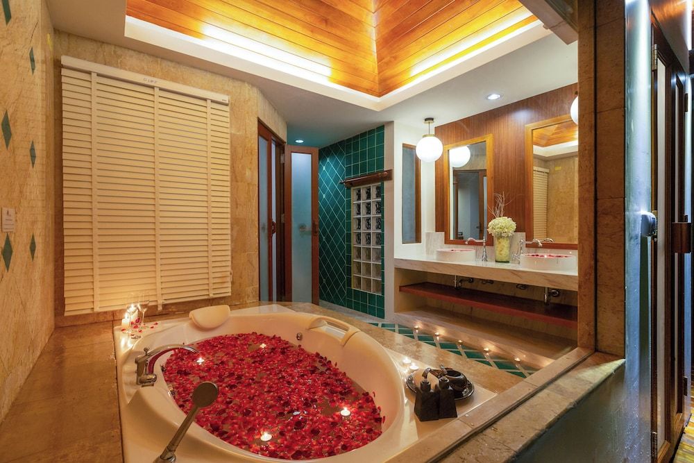 Railay Bay Resort and Spa Luxury Villa, 1 Bedroom (Suite Cottage) 10