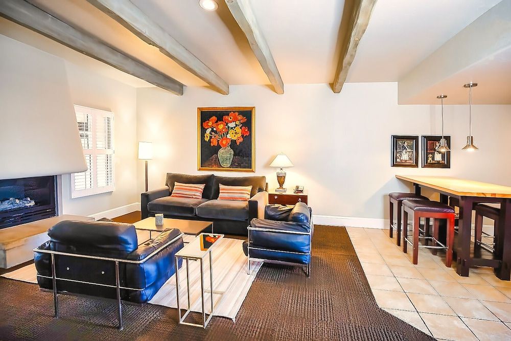 Appellation Lodi - Wine & Roses Resort & Spa Suite, 1 King Bed 9