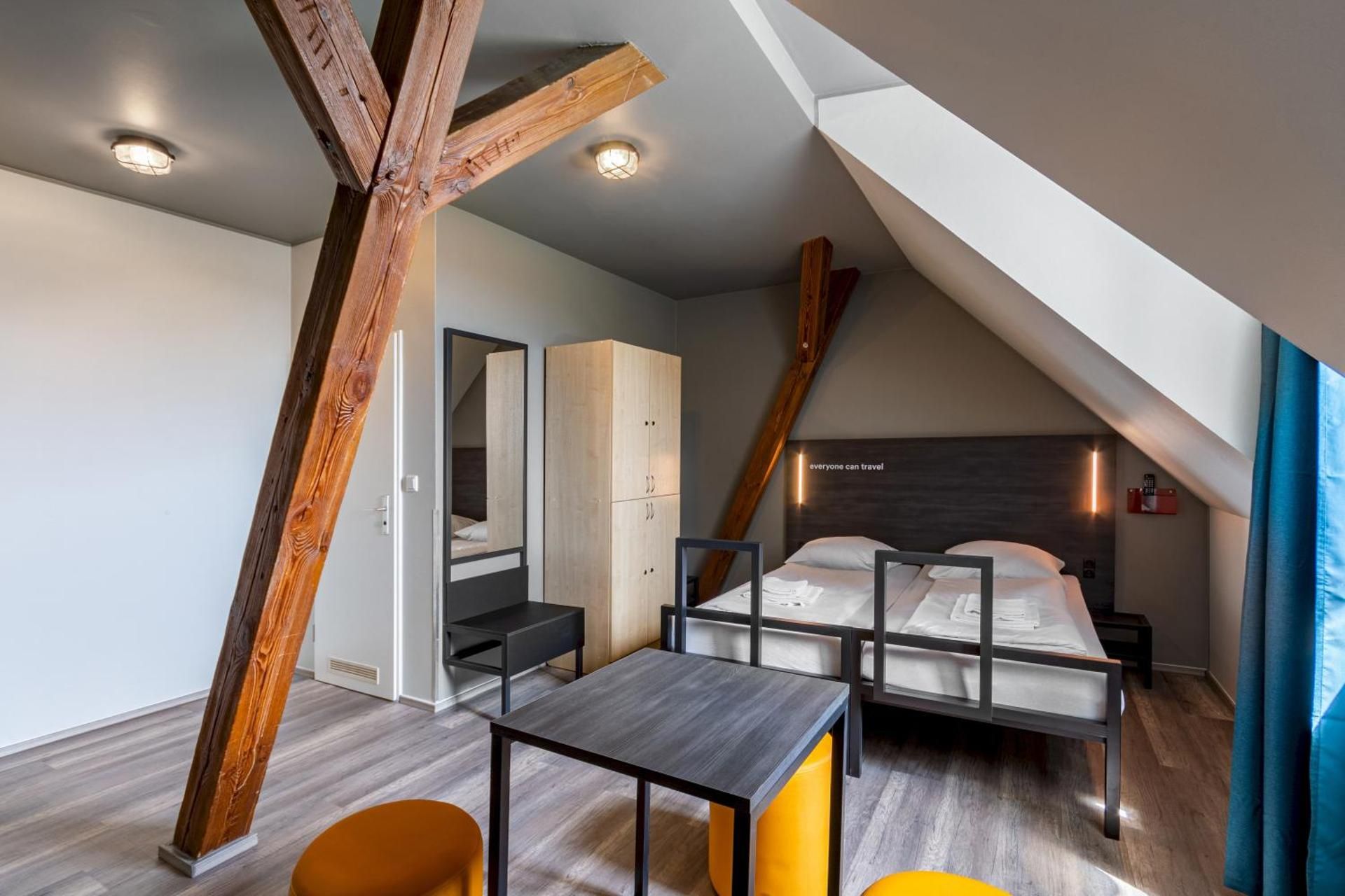 a&o Leipzig Hauptbahnhof Twin Room 3