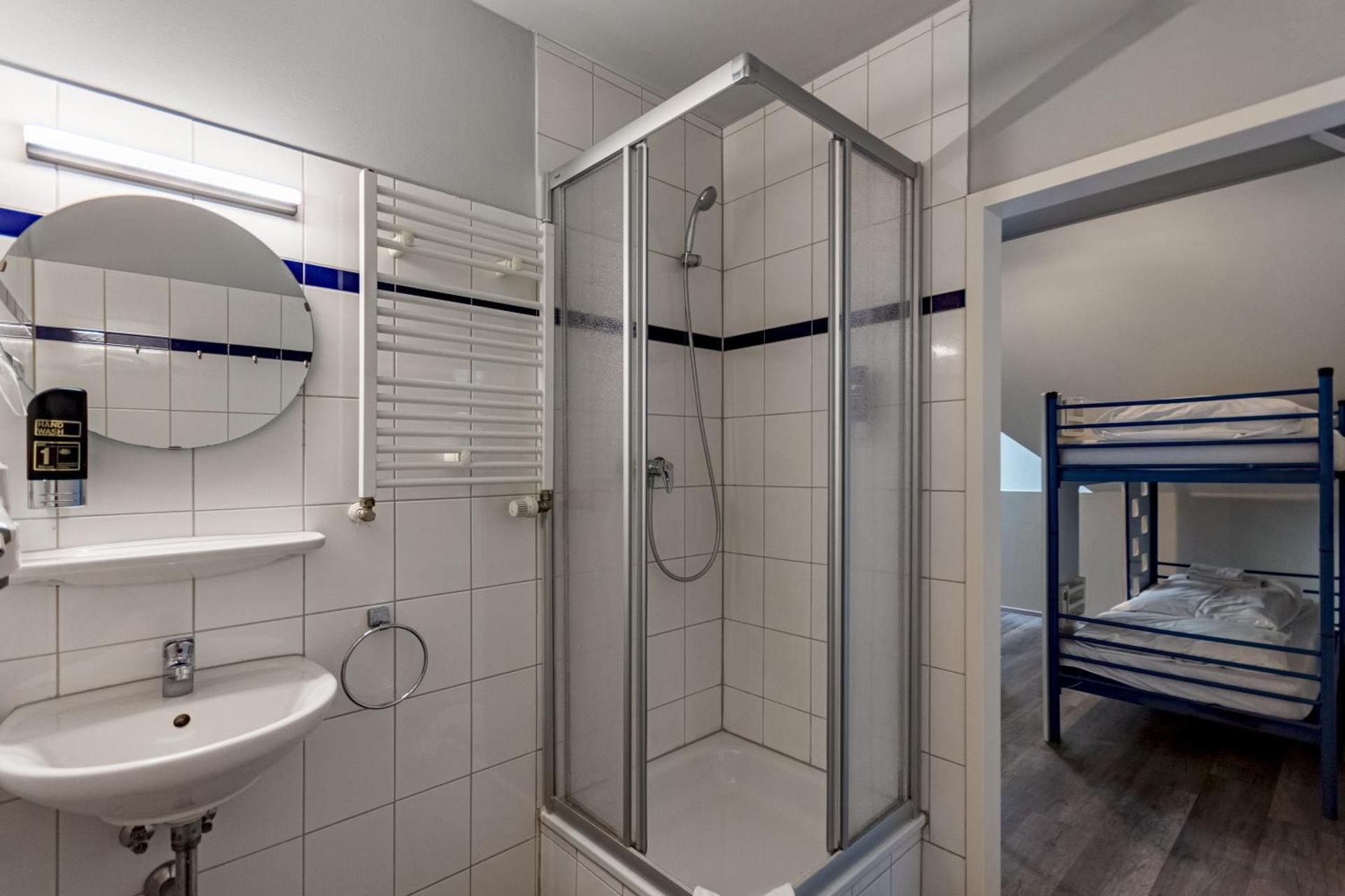 undefined a&o Leipzig Hauptbahnhof 7