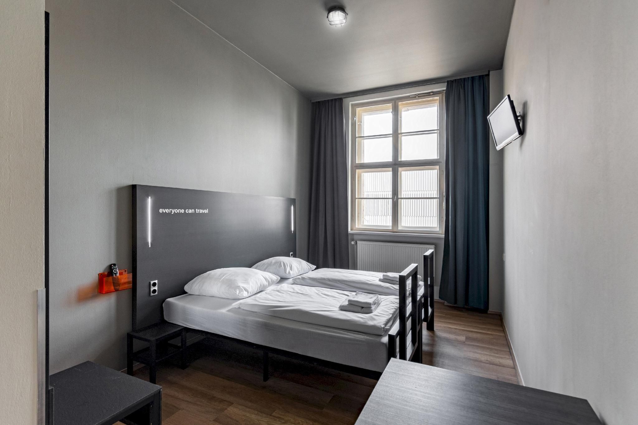 a&o Leipzig Hauptbahnhof Twin Room 4