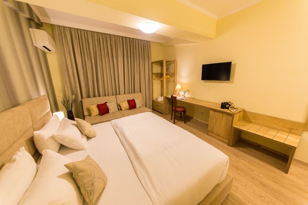 undefined Hotel Baron 10