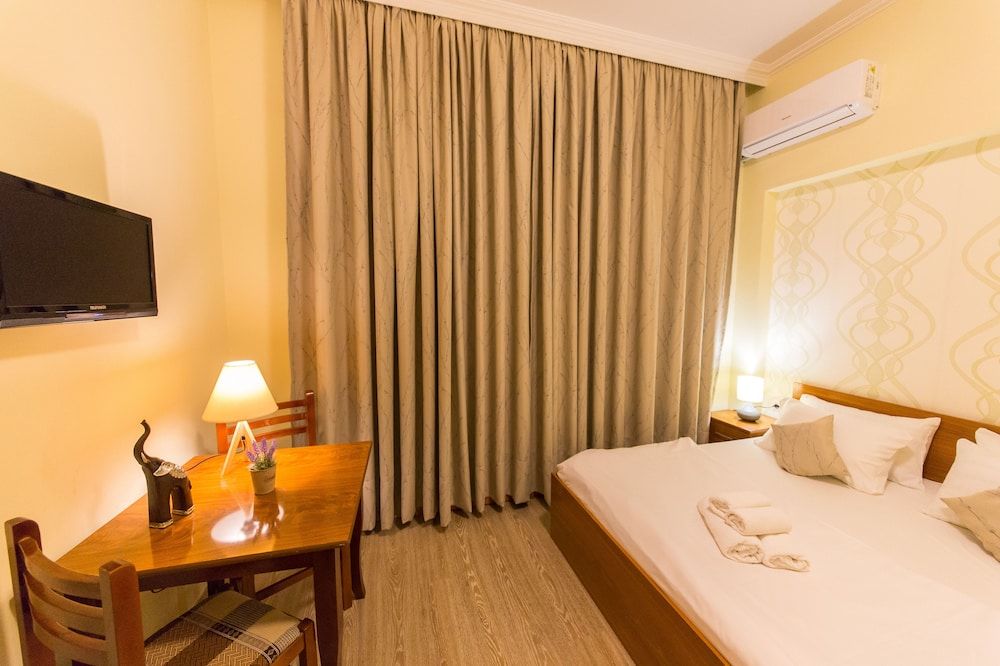 undefined Hotel Baron 2