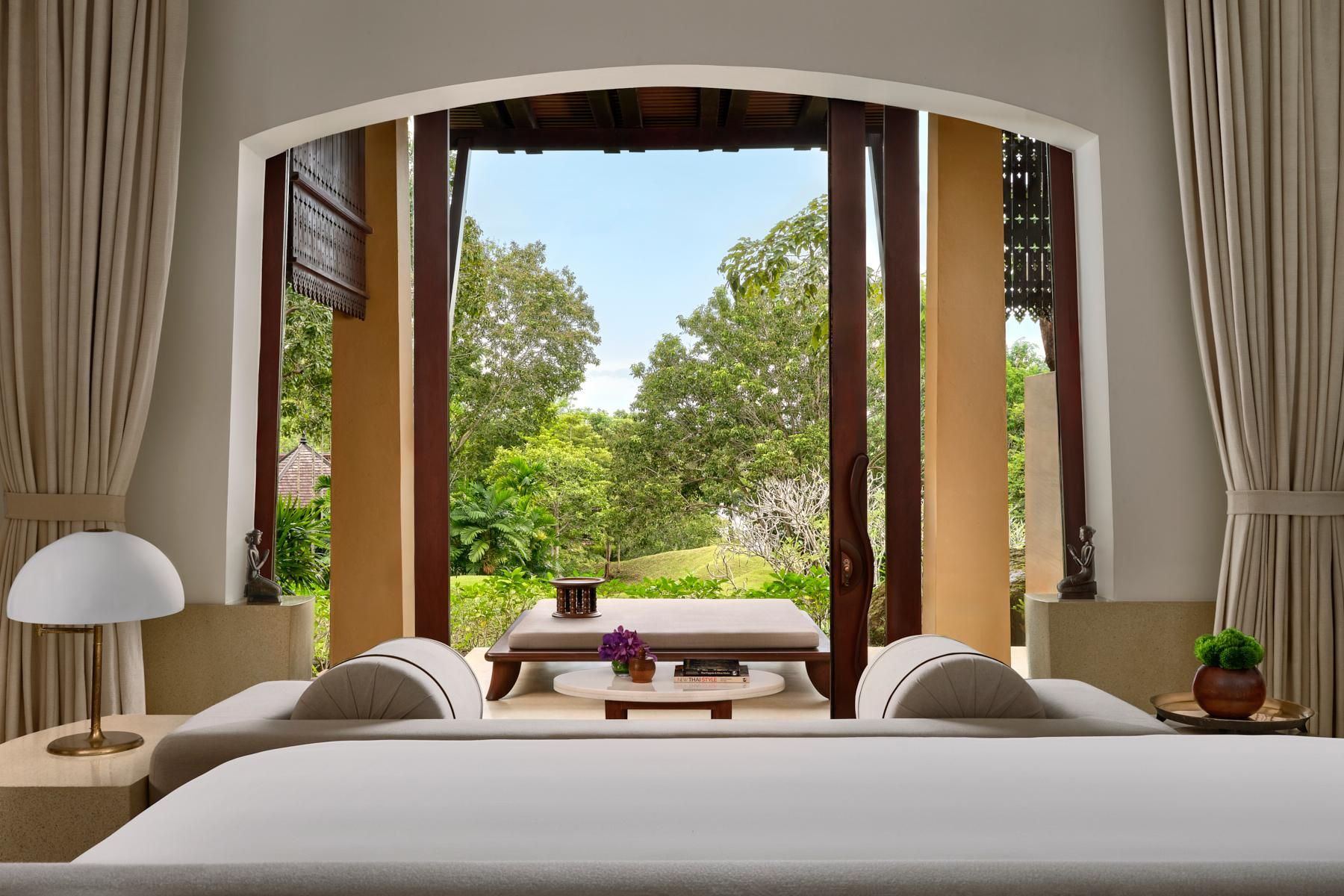 Reserve Pavilion, Guest Room, 1 King, Sofa Bed, Garden View